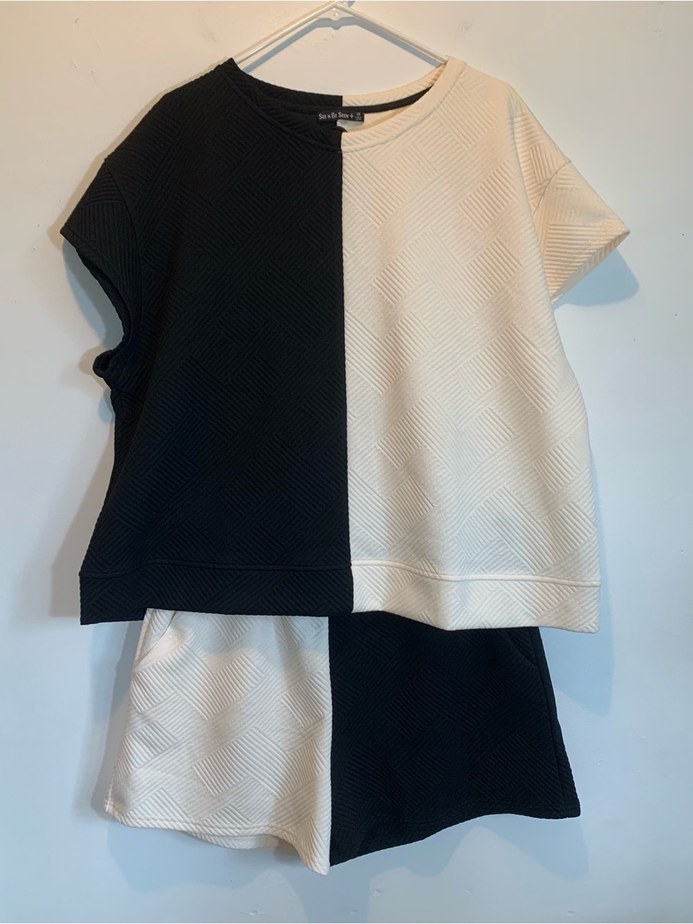 New See N Be Seen Color Block Shorts & Top Set